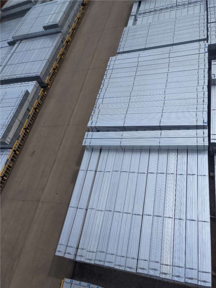 China Factory Galvanized Square&rectangular Iron Steel Pipe