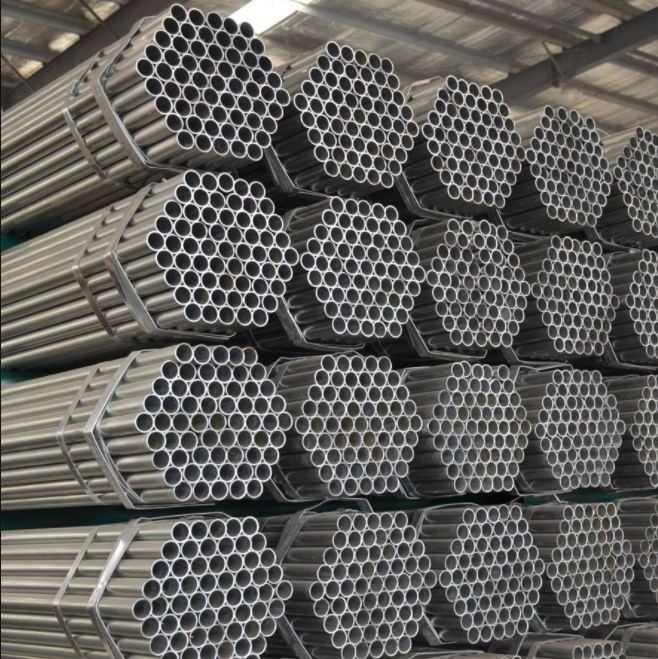 Feadáin Scafall Bs1139 Píopa Cruach Galvanized Píopa Cruach Carbóin Tube Scafall Babhta Réamh-ghalbhánuithe Píopaí Cruach Erw