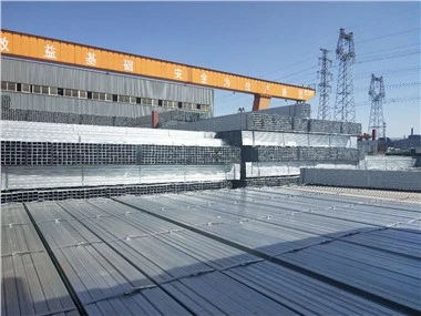 Píopa Cearnóg Cruach Galvanized